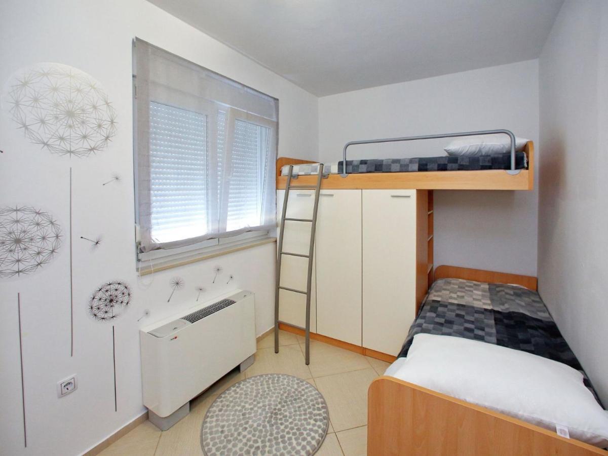 Sun-Kissed Apartment In Bibinje With Garden מראה חיצוני תמונה