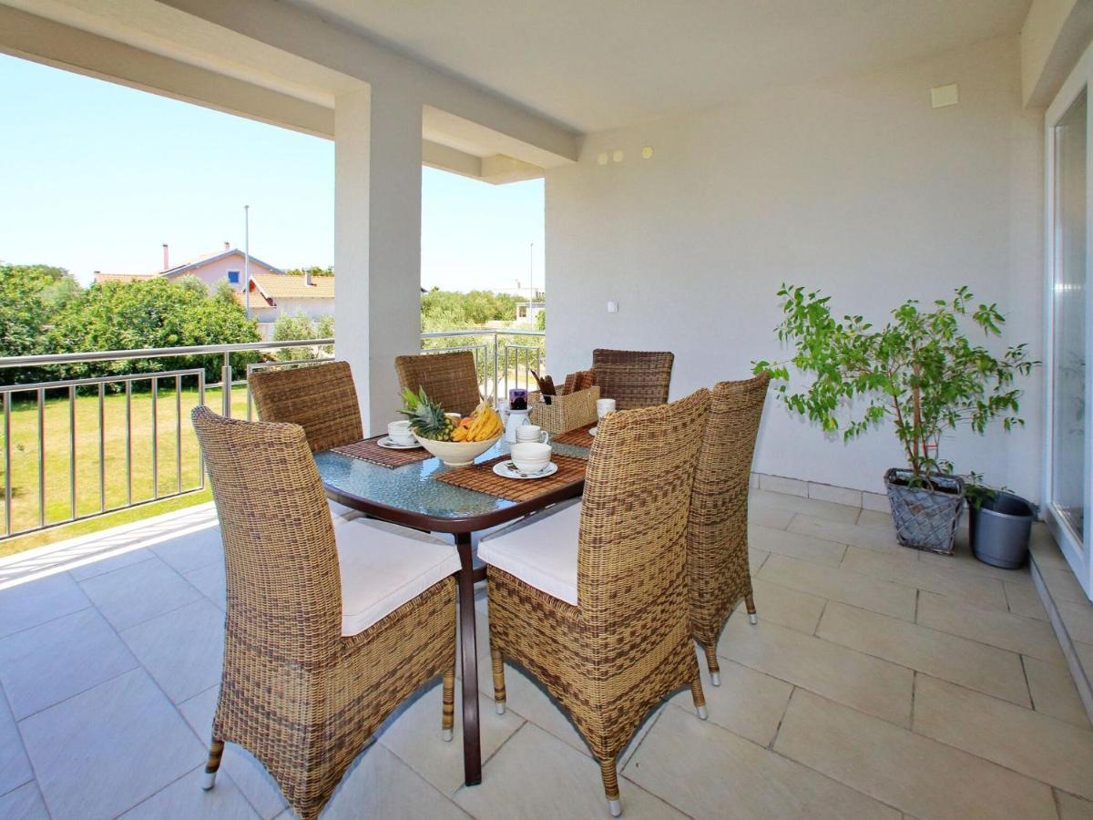 Sun-Kissed Apartment In Bibinje With Garden חדר תמונה
