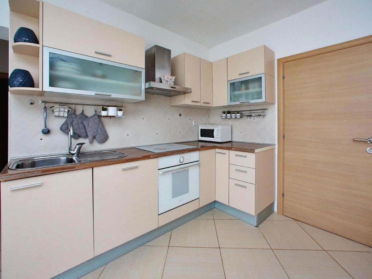 Sun-Kissed Apartment In Bibinje With Garden חדר תמונה