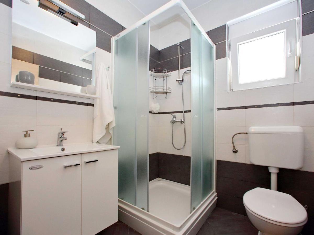 Sun-Kissed Apartment In Bibinje With Garden חדר תמונה