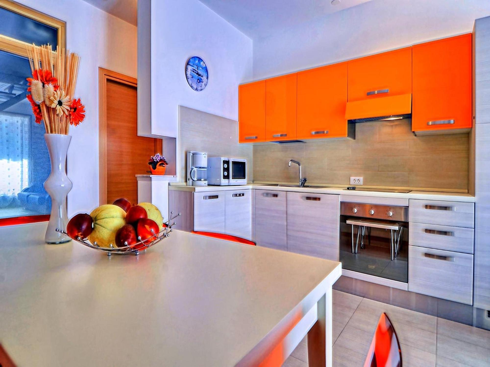 Sun-Kissed Apartment In Bibinje With Garden מראה חיצוני תמונה